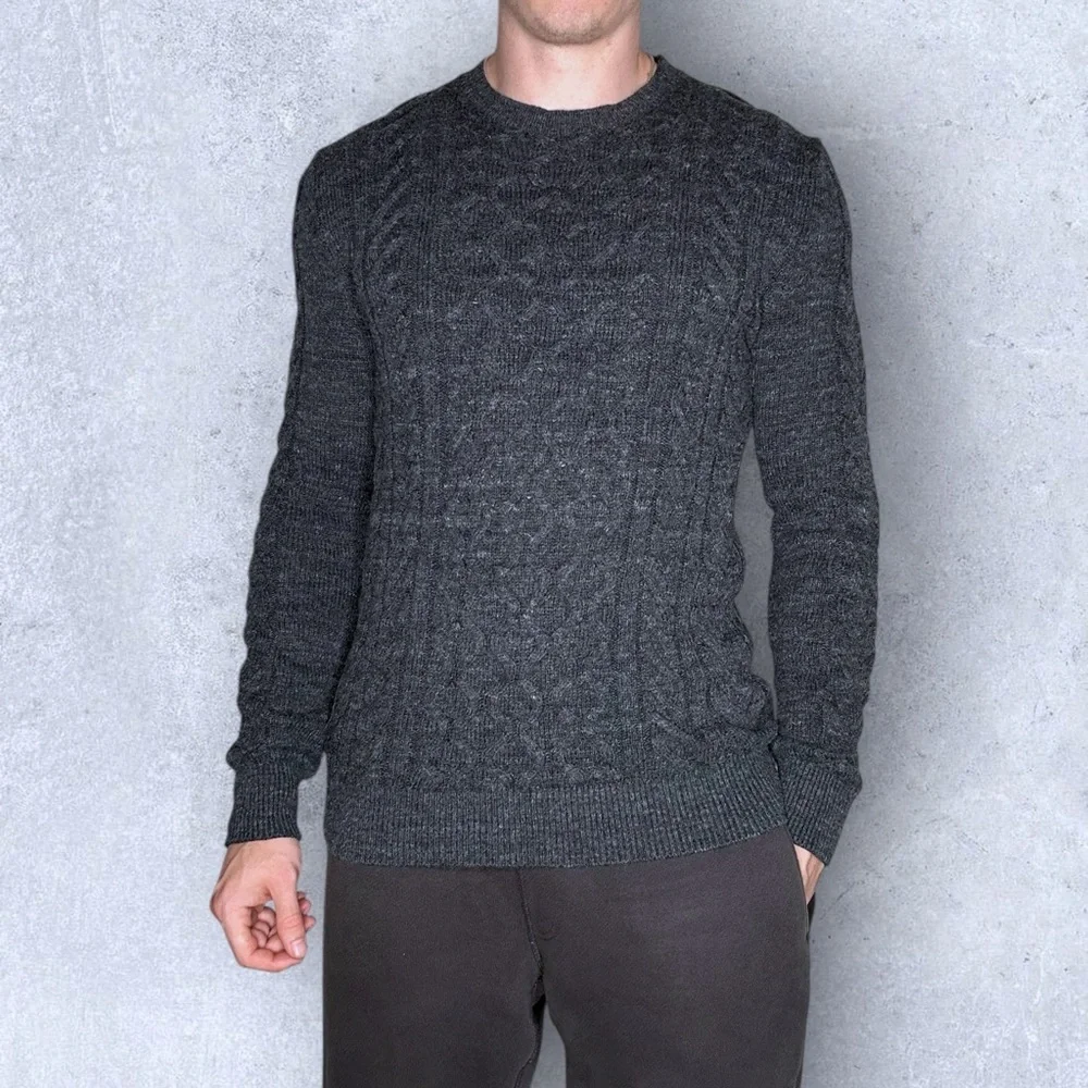 Banana Republic Cable Knit Crewneck Sweater